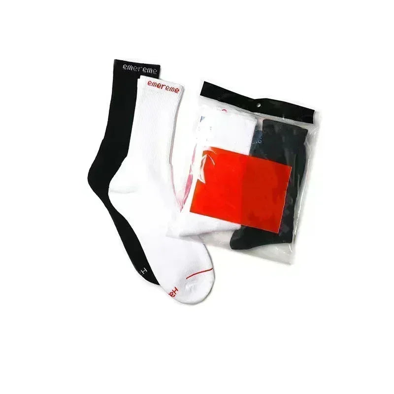 Fashion Designer Mens Sock Streetwear All-Match Black White Sports Long Socks