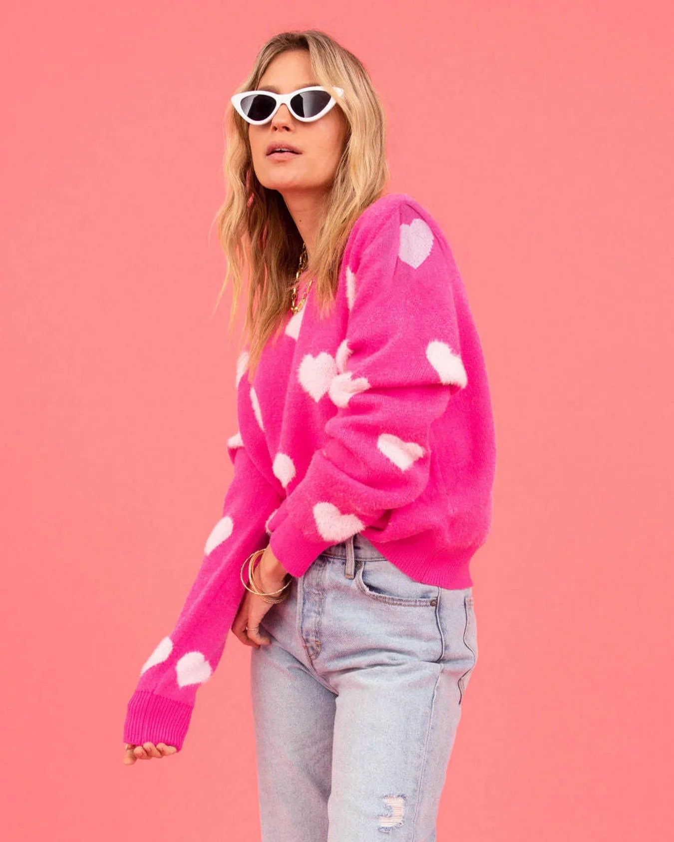 Women's Hot Pink Oversized Knit Sweater Heart Pattern Crew Neck Long Sleeve Casual Pullover Fuzzy Heart Pattern Sweater